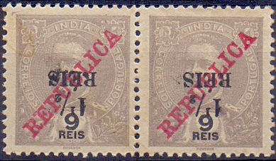 0727.jpg -     Lote:    727            Índia       Descrição:         1914 &mdash; D. Carlos I Mouchon, com sobrecarga REPUBLICA da Casa da Moeda e sobretaxa local. CE296, 1 &frac12; reis s/ 9 reis. Par com sobrecarga invertida.        **       Valor Base:     &euro; 10,00     Valor Venda:     &euro; 10,00     