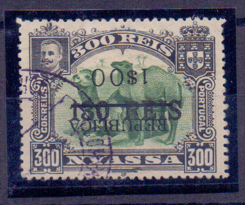 0770.jpg -     Lote:    770            Companhia do Niassa       Descrição:         1918 &mdash; D. Carlos I, com sobretaxa e sobrecarga REPUBLICA local. CE81, 1$00 s/ 130 reis s/ 300 reis verde. Selo com sobretaxa invertida. Valor de catálogo &euro; 40,00.        O       Valor Base:     &euro; 12,00     Valor Venda:     &euro; 12,00     