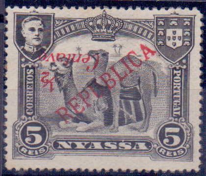 0771.jpg -     Lote:    771            Companhia do Niassa       Descrição:         1921 &mdash; D. Manuel II, com sobrecarga REPUBLICA. CE83, &frac12; c s/ 5 reis. Selo com a sobretaxa invertida. Não catalogada.         ***       Valor Base:     &euro; 15,00     Valor Venda:     Retirado     