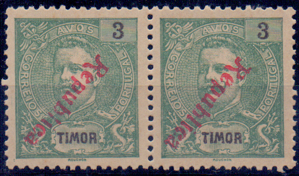 0785.jpg -     Lote:    785            Timor       Descrição:         1913 &mdash; D. Carlos I Mouchon, com sobrecarga REPUBLICA local. CE134, 3 avos. Par horizontal com a sobrecarga invertida. Não catalogada.        *       Valor Base:     &euro; 12,00     Valor Venda:     &euro; 12,00     