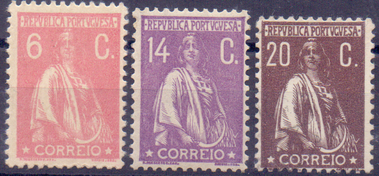 0910.jpg -     Lote:    910            Portugal       Descrição:         1920/26 &mdash; Ceres. Lote de 3 selos CE236, 6C + CE239, 14C + CE240, 20C. Todos em denteado 12x11 &frac12;, e em PAPEL CARTOLINA. Valor de catálogo &euro; 658,50.        ***       Valor Base:     &euro; 60,00     Valor Venda:     &euro; 70,00     