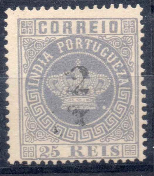 1168.jpg -     Lote:    1168            Índia       Descrição:         1881/83 &mdash; Tipo Coroa, com sobretaxa. CE94, 2T s/ 25 reis ardósia, papel liso médio, denteado 13 &frac12;, novo sem goma como quase todos os emitidos. Exemplar sem defeitos nem reparações, com boa cor e com a SOBRETAXA DUPLA. Erro não catalogado. MB e MR. Acompanha certificado de peritagem de J. Miranda da Mota.        *       Valor Base:     &euro; 130,00     Valor Venda:     &euro; 260,00     