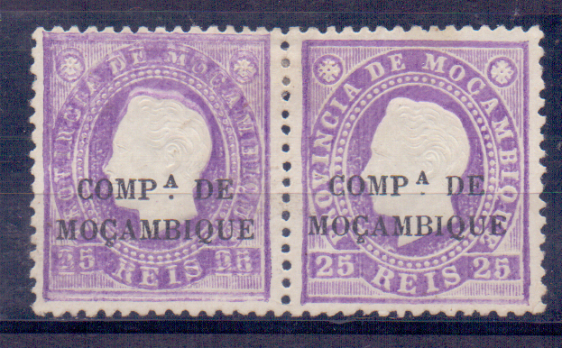 1312.jpg -     Lote:    1312            Companhia de Moçambique       Descrição:         1892 &mdash; D. Luís I. Selos de Moçambique com sobrecarga "Cª de Moçambique.", CE4, 25 reis, par horizontal denteado12 &frac12;, papel porcelana, sobrecarga "B" (deslocada), com o selo à esquerda, com dupla impressão (não catalogado neste denteado).         *       Valor Base:     &euro; 30,00     Valor Venda:     &euro; 140,00     