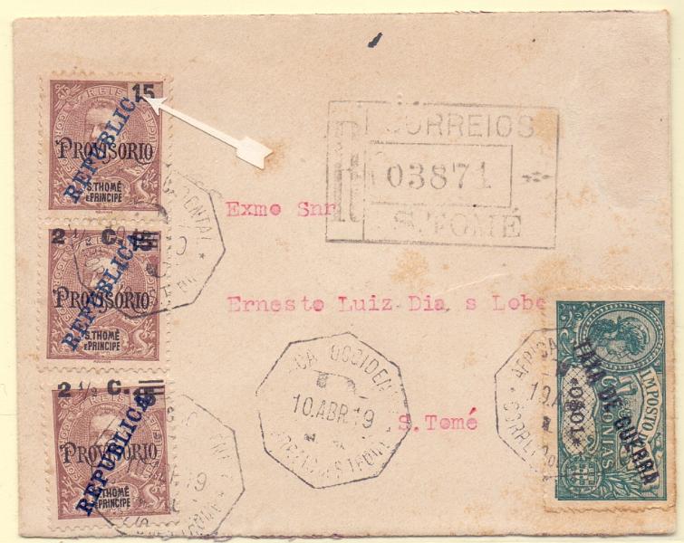 1391.jpg -     Lote:    1391            S. Tomé e Príncipe       Descrição:         1919 &mdash; D. Carlos I Mouchon com sobrecarga REPUBLICA e sobretaxa, tipografadas localmente + Taxa de Guerra. Sobrescrito circulado registado em S. Tomé (10.04.19) com par de selos + um simples de 2 &frac12; c s/ 15 reis CE227 + Taxa de Guerra de 0$01 CE1. O primeiro selo do par sem a impressão da sobretaxa e com a variedade "REPUBLIC" (não catalogada). MB e MR.        Carta       Valor Base:     &euro; 150,00     Valor Venda:     &euro; 150,00     