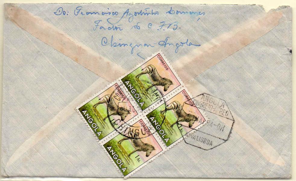 1553.jpg -     Lote:    1553            Angola       Descrição:         Carimbos  circulares tipo 1939. 1953 &mdash; Animais de Angola. Sobrescrito circulado de Chinguar (30.08.54) para a Parede, com quadra de 1Ag CE361. Carimbo batido a preto de "CHINGUAR".        Carta       Valor Base:     &euro; 8,00     Valor Venda:     Retirado     