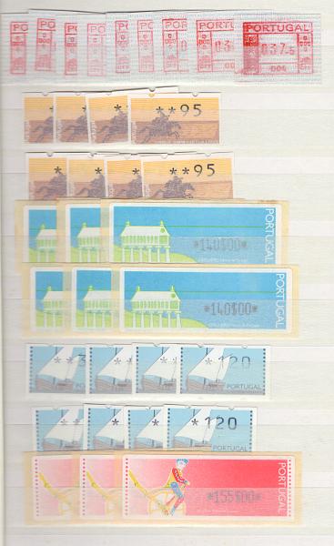 1695.jpg -     Lote:    1695                   Descrição:         Portugal &mdash; Classificador com centenas de etiquetas novas em geral com séries completas desde Frama até 2006 (Defende a Vida &mdash; Teste VIH/SIDA). Lote a ver.        Lote       Valor Base:     &euro; 20,00     Valor Venda:     &euro; 200,00     