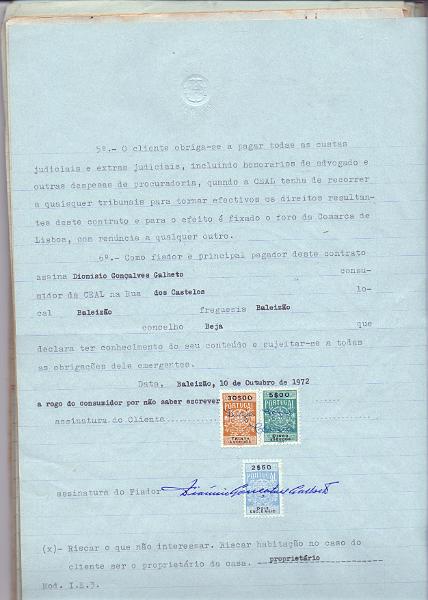1982.jpg -     Lote:    1982      Lotes pelo Correio             Descrição:         Fiscais. Portugal. Lote com 40 folhas de papel selado. Lote a ver.        Lote       Valor Base:     &euro; 5,00     Valor Venda:     &euro; 5,00     