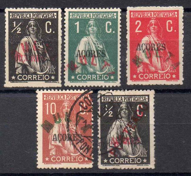2056.jpg -     Lote:    2056      Lotes pelo Correio      Açores       Descrição:         1912 &mdash; Ceres. Selos do Continente com sobrecarga AÇORES. Lote com 5 selos, sendo 4 de &frac12; C, 1C, 2C, e 10C em denteado 15x14, papel porcelana CE150, 151, 153 e 158 com sobrecarga MULTA em semicírculo + CE150, &frac12; C com sobrecarga "PORTEADO". Estas sobrecargas têm sido consideradas como falsas.        **/O       Valor Base:     &euro; 12,00     Valor Venda:     Retirado     