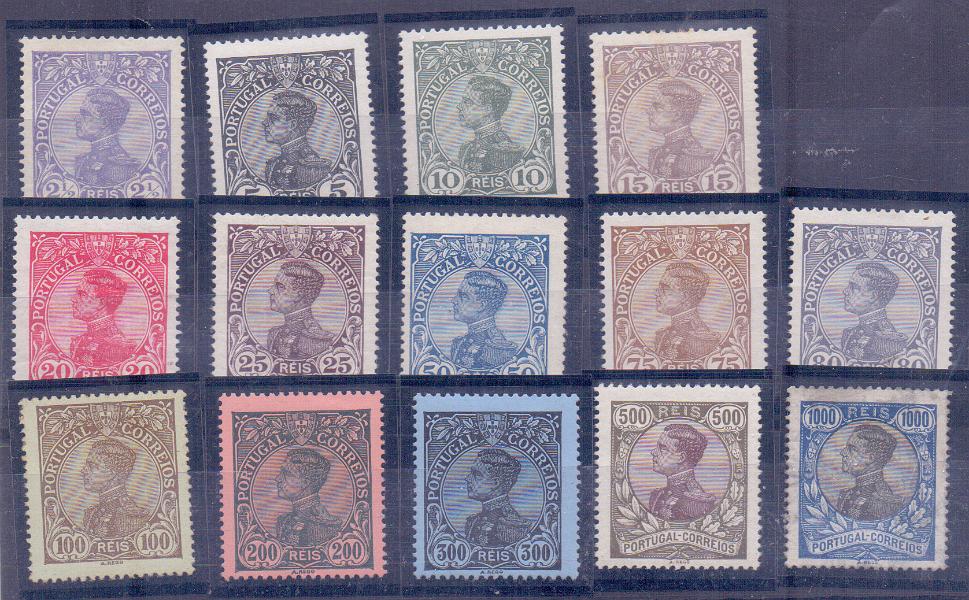 2119.jpg -     Lote:    2119      Lotes pelo Correio      Portugal        Descrição:         1910 &mdash; D. Manuel II. CE156/169. Série completa. Valor de catálogo &euro; 160,00.        **       Valor Base:     &euro; 20,00     Valor Venda:     &euro; 27,00     