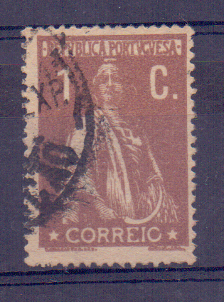 2135.jpg -     Lote:    2135      Lotes pelo Correio      Portugal        Descrição:         1917/20 &mdash; Ceres. CE221, 1C castanho, denteado 15x14. Variedade CORREEIC.         O       Valor Base:     &euro; 5,00     Valor Venda:     &euro; 12,00     
