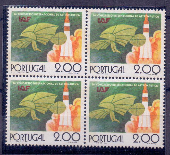 2249.jpg -     Lote:    2249      Lotes pelo Correio      Portugal        Descrição:         1975 &mdash; 26.º Congresso da IAF em Lisboa. CE1261, 2$00. Quadra com tarja fosforescente. Valor de catálogo &euro; 59,60.        ***       Valor Base:     &euro; 6,00     Valor Venda:     &euro; 13,00     