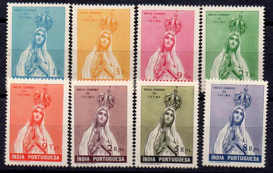 2359.jpg -     Lote:    2359      Lotes pelo Correio      Índia       Descrição:         1949 &mdash; Nossa Senhora de Fátima, coroada. CE390/397. Série completa. Valor de catálogo &euro; 130,00.        **       Valor Base:     &euro; 20,00     Valor Venda:     &euro; 20,00     