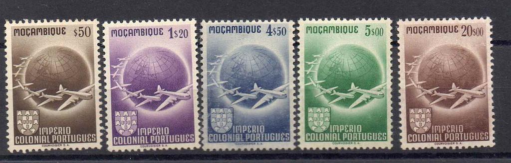 2400.jpg -     Lote:    2400      Lotes pelo Correio      Moçambique       Descrição:         1949 &mdash; Império Colonial Português. Globo Terrestre. CE348/52. Série completa. Valor de catálogo &euro; 48,00.        ***       Valor Base:     &euro; 10,00     Valor Venda:     Retirado     