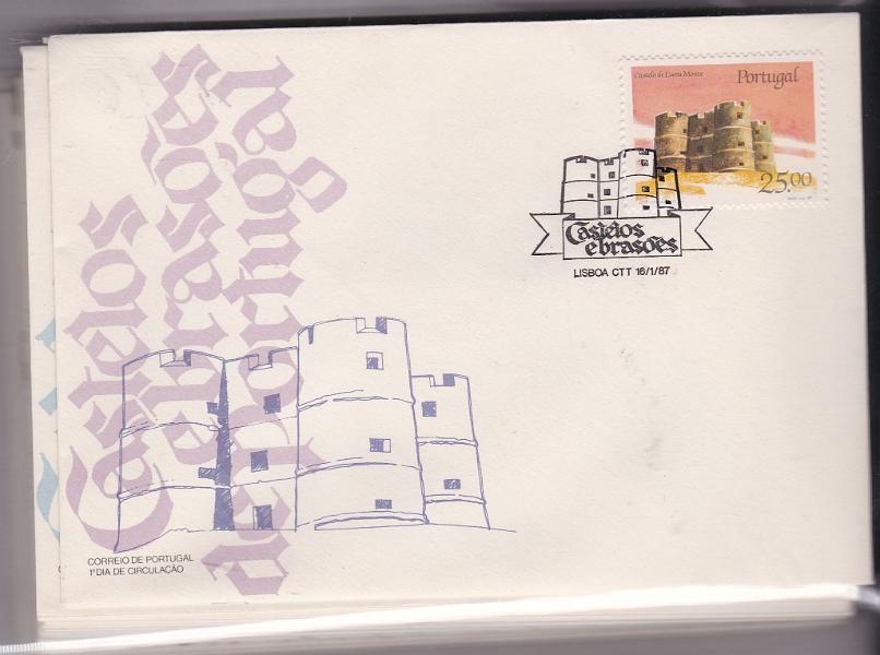 2326.jpg -     Lote:    2326      Lotes pelo Correio      Portugal       Descrição:         1987 &mdash; Ano completo de FDC - 21 FDC's.        FDC       Valor Base:     &euro; 12,00     Valor Venda:     &euro; 12,00     