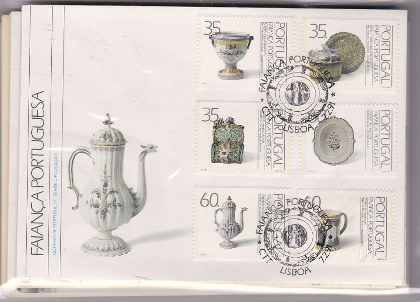 2330.jpg -     Lote:    2330      Lotes pelo Correio      Portugal       Descrição:         1991 &mdash; Ano completo de FDC - 17 FDC's.         FDC       Valor Base:     &euro; 12,00     Valor Venda:     Retirado     