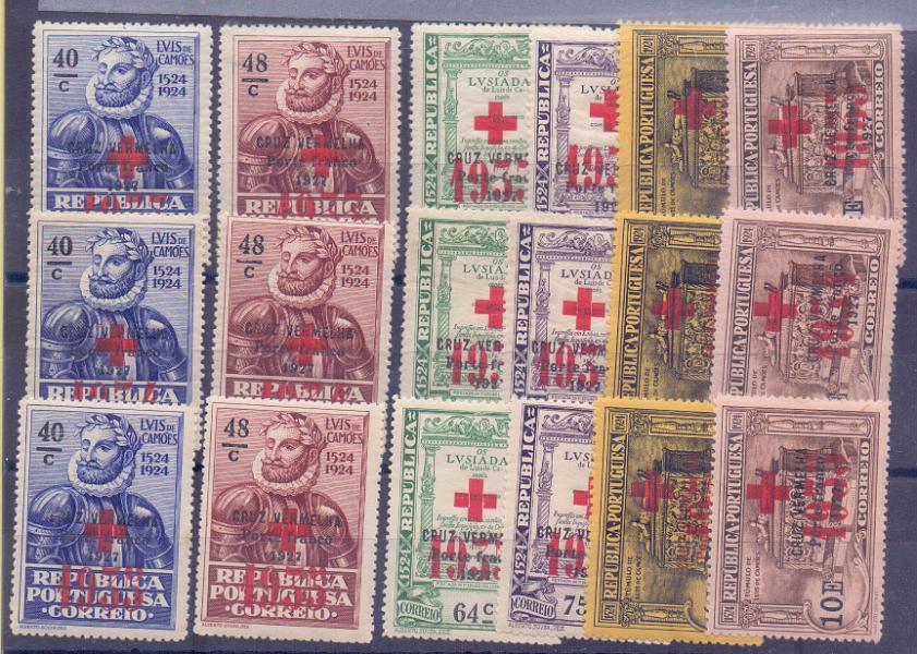 2366.jpg -     Lote:    2366      Lotes pelo Correio      Portugal       Descrição:         1933/1935 &mdash; Porte Franco. Cruz Vermelha Portuguesa. Selos do 4.º Centenário do Nascimento de Luís de Camões, com sobrecarga. CE CVP 4&frac14;6, 47/52 e 53/58. As três séries completas. Valor de catálogo &euro; 72,30.        **       Valor Base:     &euro; 5,00     Valor Venda:     &euro; 5,00     