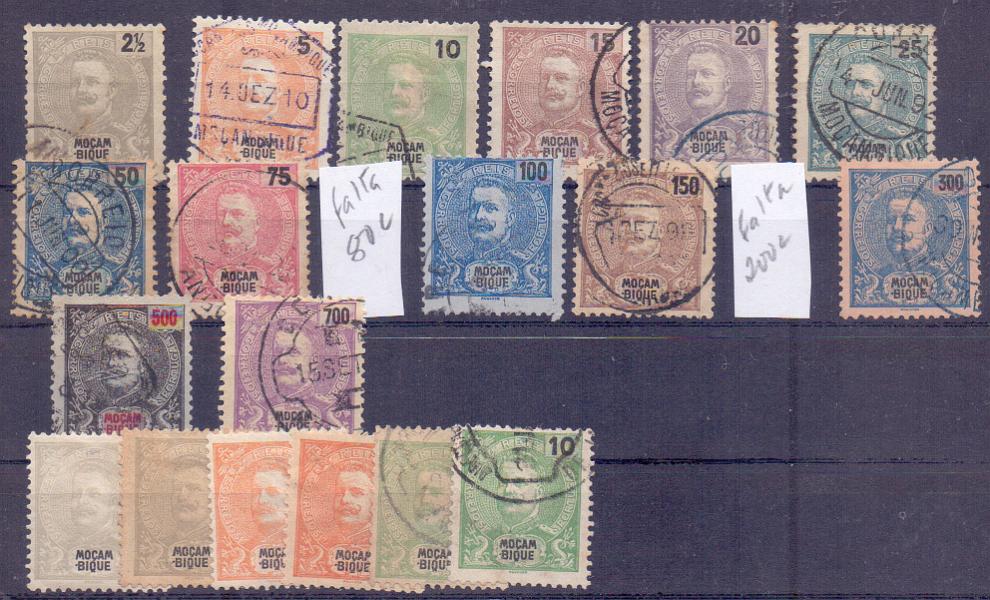 2461.jpg -     Lote:    2461      Lotes pelo Correio      Moçambique       Descrição:         1898 &mdash; D. Carlos I Mouchon. CE 53/67. Conjunto de 19 selos novos e usados + 1903 &mdash; D. Carlos I Mouchon. Novas cores. CE 94/101. Conjunto de 7 selos novos e usados + quadra em novo de 15 reis + conjunto de 3 quadras AF56, AF66 e AF95. Valor de catálogo &euro; 197,00.        **/*/O       Valor Base:     &euro; 15,00     Valor Venda:     &euro; 15,00     