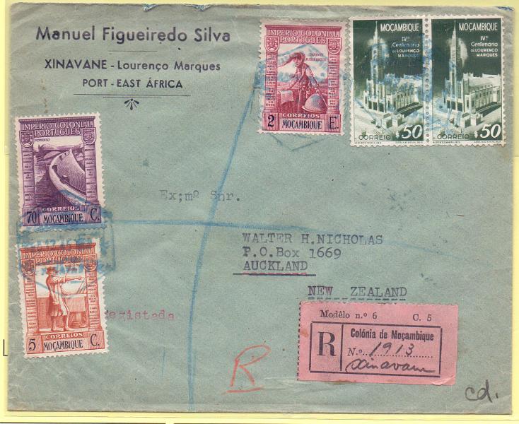 2469.jpg -     Lote:    2469      Lotes pelo Correio      Moçambique       Descrição:         1938/44 &mdash; Império Colonial Português + 4.º Centenário de Lourenço Marques. Sobrescrito circulado registado de Xinavane (05.12.45) para Nova Zelândia, com selos de 5c, 70c, 2E e par de $50, CE290, 299, 303 e 312. Carimbo a azul/verde de XINAVANE.        Carta       Valor Base:     &euro; 5,00     Valor Venda:     &euro; 8,00     