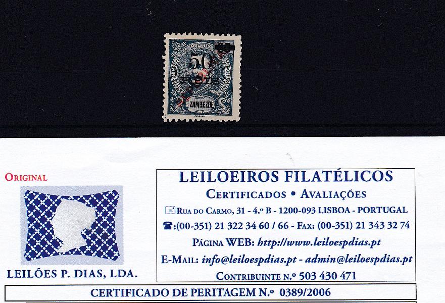 0149.jpg -     Lote:    149      Lotes Especiais      Moçambique       Descrição:         1914 — D. Carlos I Mouchon. Selos de 1905, com sobrecarga REPUBLICA tipografada localmente. CE81, 50 reis s/ 65 reis, azul escuro, com sobretaxa tipo I. Valor de catálogo € 1.900,00. Certificado de Peritagem de Leilões P. Dias, Lda.        *       Valor Base:     € 1000,00     Valor Venda:     Retirado     