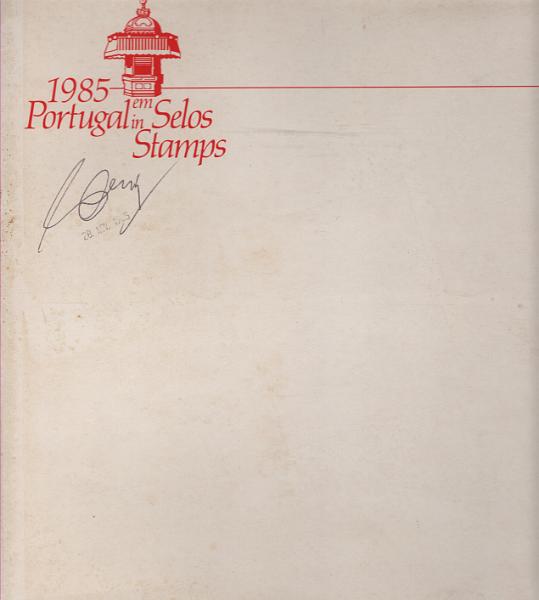 1749.jpg -     Lote:    1749                   Descrição:         1985 * Livros anuais. Portugal em selos 1985 (n.º 25). Em óptimo estado. Valor de catálogo € 225,00.         Livro       Valor Base:     € 40,00     Valor Venda:     €      