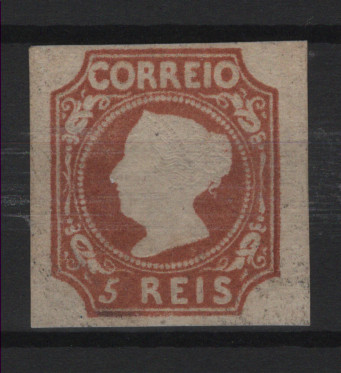 001.jpg -     Lote:    1            Portugal       Descrição:         1853 &mdash; D. Maria II. MF1, 5 reis castanho vermelho, cunho I, com goma não original, com assinatura no verso "M.A.", com duas margens curtas e duas largas. Certificado de peritagem de Leilões P. Dias, Lda. Valor de catálogo &euro; 7.600,00.         (*)       Valor Base:     &euro; 750,00     Valor Venda:     &euro;      