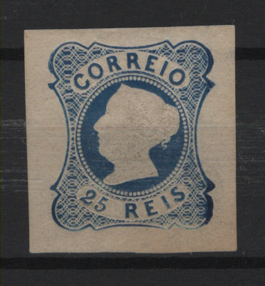 003.jpg -     Lote:    3            Portugal       Descrição:         1853 &mdash; D. Maria II. MF2, 25 reis azul, cunho II, papel liso médio, com vestígios de goma não original. Exemplar sem reparações, com ligeiro adelgaçamento no bordo direito, boa cor, margens equilibradas (sendo três de luxo). Certificado de peritagem de J. Miranda da Mota. Valor de catálogo &euro; 900,00.         (*)       Valor Base:     &euro; 150,00     Valor Venda:     &euro;      