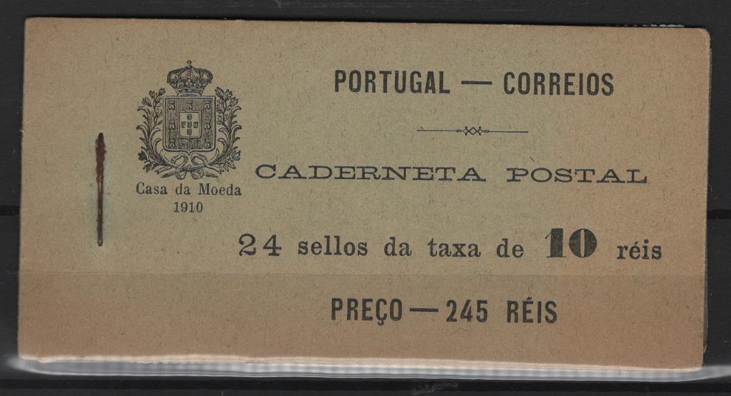 082.jpg -     Lote:    82            Portugal       Descrição:         1910 &mdash; D. Manuel II. MF CRT9, Caderneta completa com 24 selos da taxa de 10 reis verde. Muito bem conservada, sem defeitos ou reparações e com boa cor. MB e MR. Valor de catálogo &euro; 900,00.         CRT       Valor Base:     &euro; 300,00     Valor Venda:     &euro;      