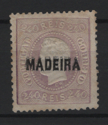 263.jpg -     Lote:    263                   Descrição:         1868/70 &mdash; D. Luís I. Fita curva, denteados. MF13, 240 reis violeta claro, papel liso, denteado 12 Ÿ com sobrecarga "MADEIRA" do tipo A. Exemplar sem goma, sem reparações, com ténues pontos de óxido, com boa cor e relevo e com DUPLA IMPRESSÃO da sobrecarga. Certificado de peritagem de J. Miranda da Mota. B e R.         *       Valor Base:     &euro; 250,00     Valor Venda:     &euro;      
