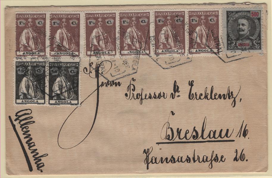 306.jpg -     Lote:    306            Angola       Descrição:         1898/1914 &mdash; D. Carlos I Mouchon + Ceres. Sobrescrito circulado de Moçamedes (17.11.21) para Breslau / Alemanha com selo de 500 reis preto s/ azul MF51, usado em 2.º período de circulação (período de inflação) com o valor ajustado de 50c + 2 selos de &frac12; C, preto e 3 pares de selos de 1 &frac12; C, castanho, todos em papel liso, denteado 12x11 &frac12;, perfazendo na totalidade o porte de 60c para pagar o porte simples para carta circulada para a Alemanha com peso até 15g. Tabela de portes em vigor a partir de 01.06.1921 (Decreto nº 7.486 de 04.05.1921 do Ministério das Colónias). Exemplar muito bonito, sem defeitos nem reparações.         Carta       Valor Base:     &euro; 75,00     Valor Venda:     &euro;      