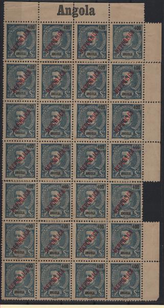 327.jpg -     Lote:    327            Angola       Descrição:         1914 &mdash; D. Carlos I, Mouchon. Selos de 1898/1903, com sobrecarga REPUBLICA local, tipografadas localmente. MF164, 400 reis azul s/ amarelo. Folha completa com 28 selos, sem duas margens e as outras duas com falta parcial de papel, alguns selos presos por charneiras no verso. Exemplar raro, com boa cor, sem reparações. Valor de catálogo &euro; 2.128,00.         *       Valor Base:     &euro; 400,00     Valor Venda:     &euro;      