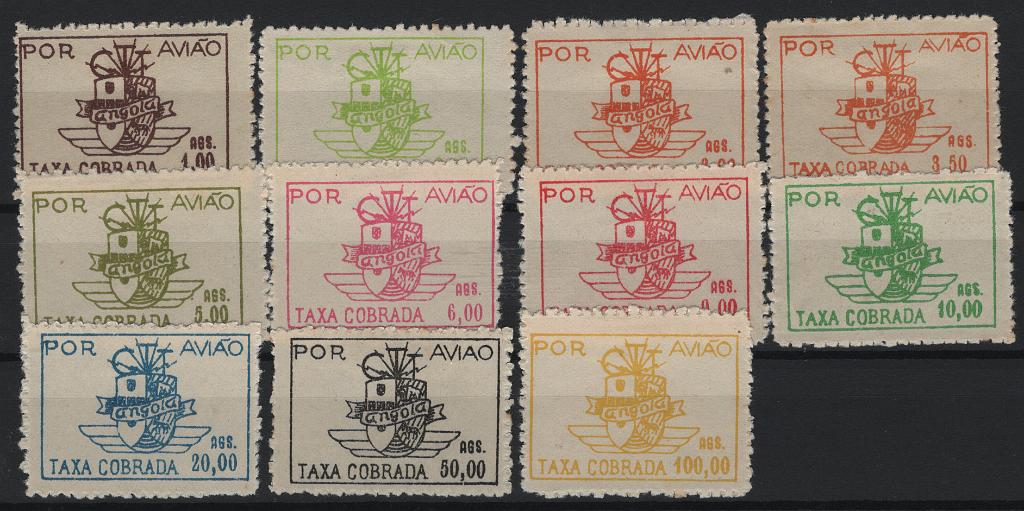 341.jpg -     Lote:    341            Angola       Descrição:         1947 &mdash; Correio aéreo. Emblema dos CTT. MF10/20. Série completa com boa cor, sem defeitos ou reparações, sem goma como emitidos. Exemplar de 50Ags com a variedade "AVIAO", sem TIL. MB e MR. Certificado de peritagem de Leilões P. Dias, Lda. Valor de catálogo &euro; 4.000,00.         *       Valor Base:     &euro; 2.000,00     Valor Venda:     &euro;      