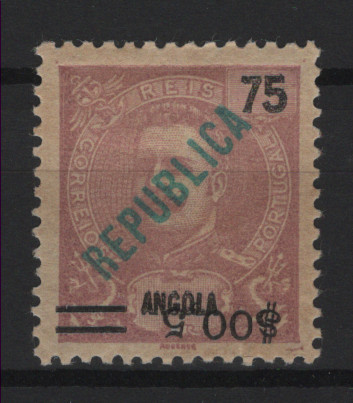 349.jpg -     Lote:    349            Angola       Descrição:         1920 &mdash; Não emitidos. D. Carlos I, Mouchon, com sobrecarga REPUBLICA e sobretaxa, tipografadas localmente. MF NE4a, $00,5 s/ 75 reis castanho violeta, papel liso, denteado 11 Ÿ x 12. Exemplar sem reparações, com pequenos pontos de óxido, com boa cor, goma original com charneira, com a SOBRETAXA INVERTIDA. Certificado de peritagem de J. Miranda da Mota. B e MR.          **       Valor Base:     &euro; 150,00     Valor Venda:     &euro;      