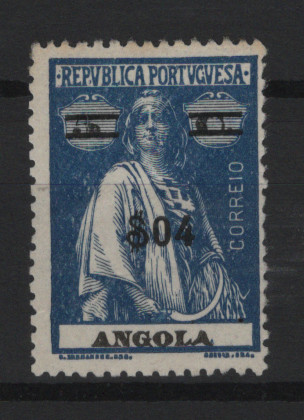 350.jpg -     Lote:    350            Angola       Descrição:         1920 &mdash; Não emitidos. Ceres, com sobrecarga REPUBLICA e sobretaxa, tipografadas localmente. MF NE7, $05 s/ 5c castanho azul, papel pontinhado vertical, denteado 15x14. Selo com boa cor, sem goma, com pequeno corte reparado, ligeiramente redenteado e sobretaxa autêntica. B e MR.          **       Valor Base:     &euro; 100,00     Valor Venda:     &euro;      