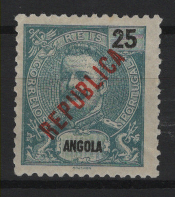 352.jpg -     Lote:    352            Angola       Descrição:         1920/21 &mdash; Não emitidos * D. Carlos I, com sobrecarga REPUBLICA tipografada localmente. NÃO CATALOGADO, 25 reis verde azul, papel liso, denteado 11 &frac12;. Selo com boa cor, sem reparações nem defeitos e com sobrecarga autêntica. MB e MR. Certificado de peritagem de J. Miranda da Mota         *       Valor Base:     &euro; 150,00     Valor Venda:     &euro;      