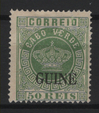386.jpg -     Lote:    386            Guiné       Descrição:         1879/84 &mdash; Coroa. Selos de Cabo Verde, com sobrecarga "GUINÉ" grande. MF15, 50 reis verde, denteado 13 &frac12;, papel liso médio. Exemplar novo sem goma, sem reparações e ligeiro defeito na frente. Certificado de peritagem de Leilões P. Dias, Lda. Valor de catálogo &euro; 400,00.         *       Valor Base:     &euro; 100,00     Valor Venda:     &euro;      