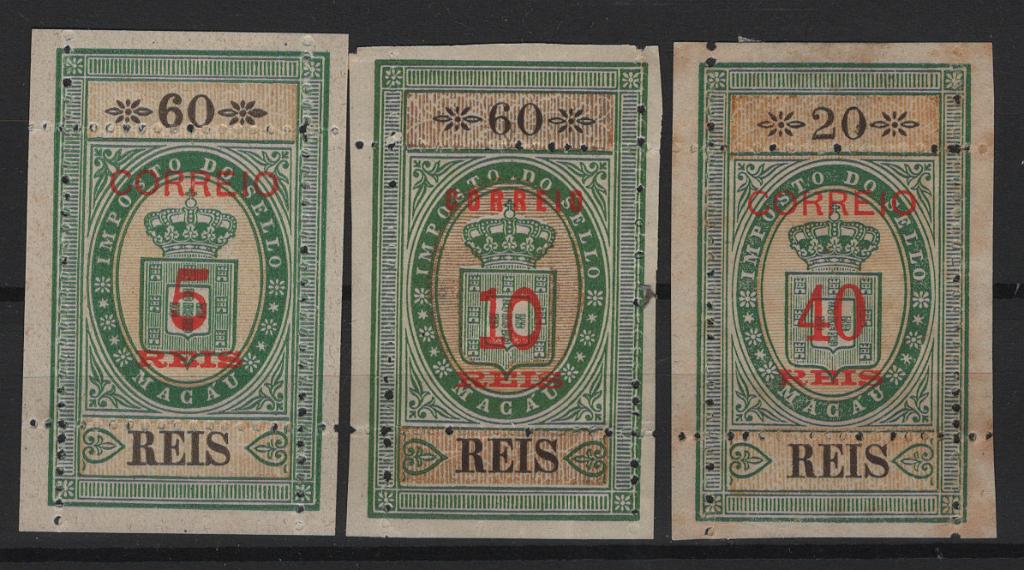 445.jpg -     Lote:    445            Macau       Descrição:         1887 &mdash; Selos fiscais, com sobretaxa e denteados. MF29c, 30c e 31a, 5 s/ 60 reis, 10 s/ 60 reis e 40 s/ 20 reis, verde e amarelo. Selos completos, com boa cor, sem reparações e selo sujo no verso o de 20 s/ 40. Valor de catálogo &euro; 600,00.         *       Valor Base:     &euro; 75,00     Valor Venda:     &euro;      