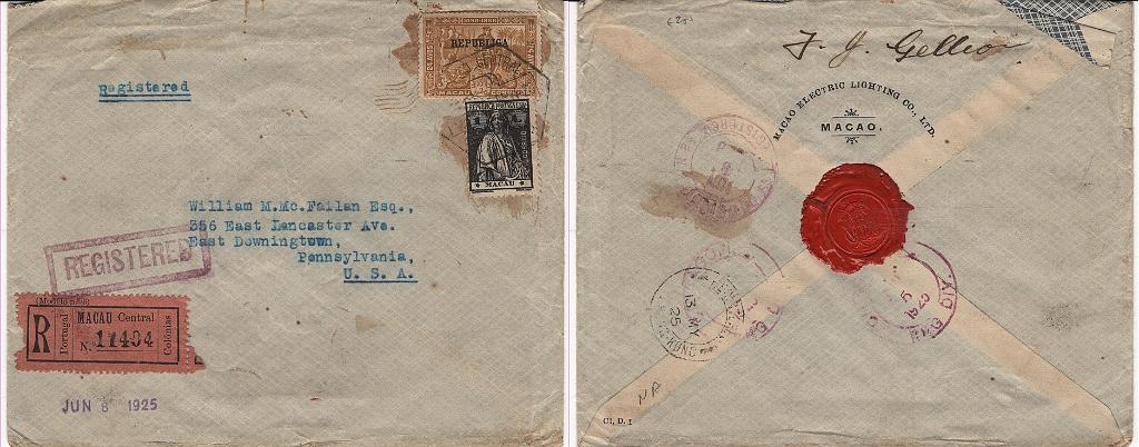 483.jpg -     Lote:    483            Macau       Descrição:         1913/15 &mdash; 4.º Centenário do Descobrimento do Caminho Marítimo para a Índia, com sobrecarga REPUBLICA + Ceres. Sobrescrito circulado registado de Macau para a Pensilvânia / EUA (08.06.25) com trânsito por Hong Kong (13.05.25) com  selo de 24 avos bistre MF209 e 1 avo preto, denteado 12x11 &frac12;, papel liso, estrelas III/IV, MF211f. Exemplar bem conservado, sem reparações e ligeiras manchas em volta dos selos pelo excesso de cola.         Carta       Valor Base:     &euro; 125,00     Valor Venda:     &euro;      
