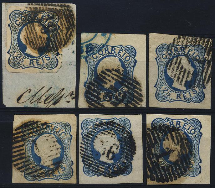 0026.jpg -     Lote:    26            Colecção Invicta       Descrição:         1855/56 &mdash; D. Pedro V. Cabelos lisos. CE 6, 25 reis azul a azul claro. Tipo I. Lote de 5 selos simples + 1 fragmento. A maioria dos selos com margens de luxo. Lote a ver. Valor de catálogo &euro; 258,00.        Lote       Valor Base:     &euro; 40,00     Valor Venda:     &euro; 42,00     