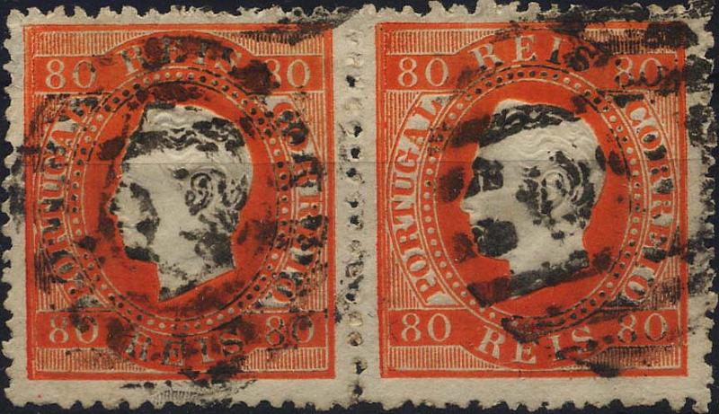 0254.jpg -     Lote:    254            Colecção Clássica - 2.ª parte       Descrição:         1870/1876 &mdash; D. Luís I, fita direita. CE42, 80 reis laranja vermelho. Par horizontal em denteado 12 &frac12;, papel liso. Muito ligeira transparência num dos selos. Valor de catálogo &euro; 100,00.        O       Valor Base:     &euro; 10,00     Valor Venda:     &euro; 14,00     