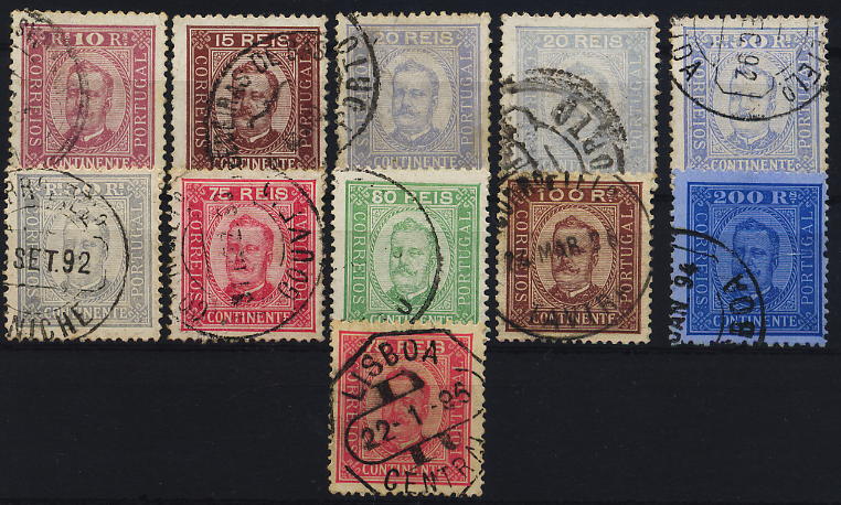 0312.jpg -     Lote:    312            Colecção Clássica - 2.ª parte       Descrição:         1892/93 &mdash; D. Carlos I, tipo Diogo Neto. Lote composto por 11 selos em denteado 12 &frac12;: série completa em papel porcelana, com excepção do selo de 150 reis (+ dois selos de 20 e 50 reis com tonalidades de cor diferentes) + selo de 75 reis em papel pontinhado. Valor de catálogo &euro; 337,90.        O       Valor Base:     &euro; 50,00     Valor Venda:     Retirado     