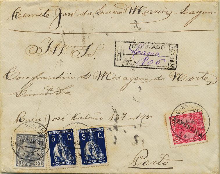 0423.jpg -     Lote:    423            Colecção Clássica - 2.ª parte       Descrição:         1910 &mdash; D. Manuel II com sobrecarga REPUBLICA + Ceres. Sobrescrito circulado registado de Lagoa (12.03.13) para o Porto (13.03.13) com selos de 20 e 80 reis CE174 e 178 + dois selos de 5C azul CE212. (6.º porte interno + registo). MB e R.        Carta       Valor Base:     &euro; 60,00     Valor Venda:     &euro; 70,00     