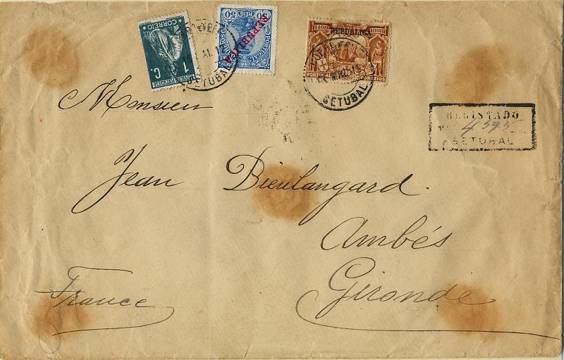 0439.jpg -     Lote:    439            Colecção Clássica - 2.ª parte       Descrição:         1911/1912 &mdash; D. Manuel II com sobrecarga REPUBLICA + 4.º Centenário do Descobrimento do Caminho Marítimo para a Índia com sobrecarga REPUBLICA sobre selos do Continente + Ceres. Sobrescrito circulado registado de Setúbal (16.05.12) para a França (19.05.12) com trânsito por Lisboa (16.05.12) com selos de 50 reis CE176 + 100 reis CE190 + 1C Ceres CE208 (3.º porte + registo para o estrangeiro).        Carta       Valor Base:     &euro; 50,00     Valor Venda:     &euro; 50,00     