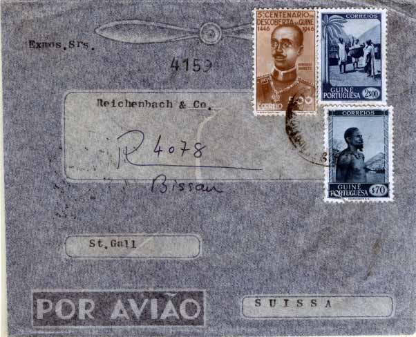 0662.jpg -     Lote:    662            Guiné       Descrição:         1946/48 &mdash; 5.º Centenário da Descoberta da Guiné + Motivos da Guiné. Sobrescrito circulado de Bissau para a Suiça (29.12.48) com trânsito por Lisboa (25.12.48), com selos de 5$00 CE246 e selos de $70 e 2$00 CE253 e 257. B.        Carta       Valor Base:     &euro; 14,00     Valor Venda:     &euro; 26,00     