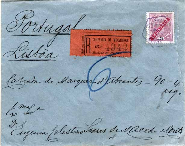 0684.jpg -     Lote:    684            Companhia de Moçambique       Descrição:         1911 &mdash; Tipo Elefantes, com sobrecarga "REPUBLICA". Sobrescrito circulado registado da Beira (15.10.13) para Lisboa (03.11.13) com selo de 75 reis lilás, papel porcelana, denteado 11 &frac12;, CE84. B.        Carta       Valor Base:     &euro; 30,00     Valor Venda:     Retirado     