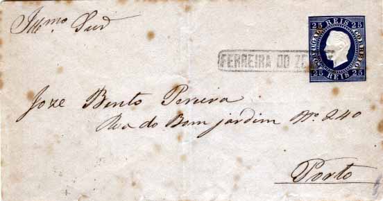 0751.jpg -     Lote:    751            Portugal       Descrição:         1879 &mdash; D. Luís I, fita direita. Impressão com relevo. Sobrescritos. OM1, 25 réis azul, sobrescrito tipo B. Circulado para o Porto (carimbo de chegada no verso de 21DEZ87) com raro carimbo nominal "FERREIRA DO ZEZERE". Dobra vertical e pequenas manchas.        IC       Valor Base:     &euro; 30,00     Valor Venda:     &euro; 190,00     