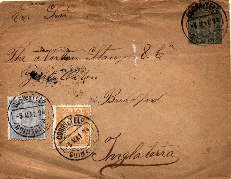 0754.jpg -     Lote:    754            Portugal       Descrição:         1892/93 &mdash; D. Carlos I tipo Diogo Neto. Sobrescritos. OM3, 25 reis verde sobre papel camurça, circulado de Guimarães (05.05.94) para Inglaterra (09.05.94), com selos adicionais de 5 reis laranja, papel porcelana, denteado 11 &frac12; e de 20 reis violeta azul, papel porcelana, denteado 13 &frac12;. Porte de 50 reis (1.º porte para países estrangeiros).        IP       Valor Base:     &euro; 40,00     Valor Venda:     &euro; 42,00     