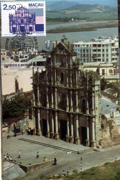 0810.jpg -     Lote:    810                   Descrição:      Macau.   1983 &mdash; Edifícios e Monumentos Públicos de Macau. Emissão ordinária (2.º grupo). Lote de 4 postais ilustrados, concordantes com os selos CE474, 475, 476 e 477, obliterados com o carimbo de 1.º dia de circulação de Macau (12.05.83).        PM       Valor Base:     &euro; 6,00     Valor Venda:     &euro; 8,00     