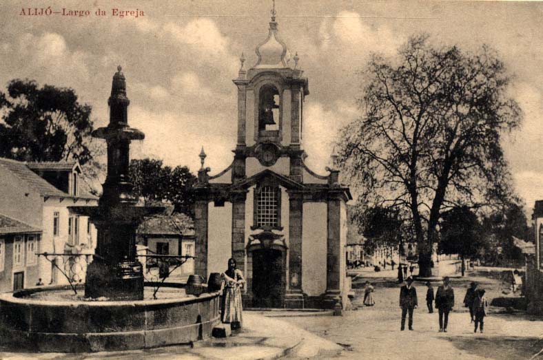 0819.jpg -     Lote:    819                   Descrição:         Alijó &mdash; Largo da Igreja. Edição da Loja Nova de Francisco Pinto da Veiga. Usado.        PI       Valor Base:     &euro; 8,00     Valor Venda:     Retirado     