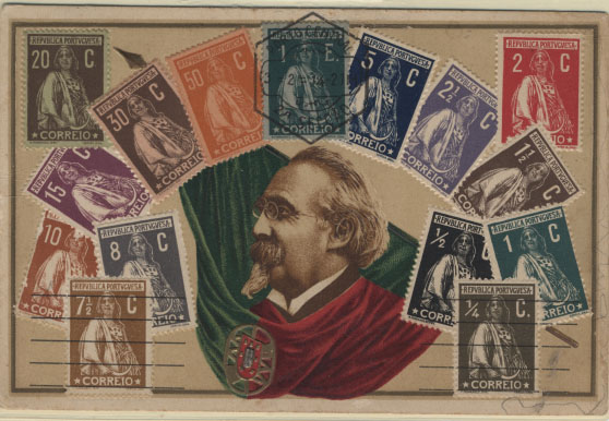 0854.jpg -     Lote:    854                   Descrição:         Temáticos. Filatelia e República. Postal ilustrado circulado, com reprodução em relevo dos selos da 1.ª emissão Ceres + efígie de Afonso Costa envolto na Bandeira Republicana.        PI       Valor Base:     &euro; 15,00     Valor Venda:     Retirado     