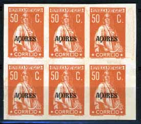 1075.jpg -     Lote:    1075            Açores       Descrição:         1912/13 - Ceres. Selos do Continente com sobrecarga "Açores". CE162, 50 ctvs laranja s/ salmão. Bloco de 6 provas (3x2) não denteadas. B e R.        PRV       Valor Base:     &euro; 30,00     Valor Venda:     &euro; 95,00     